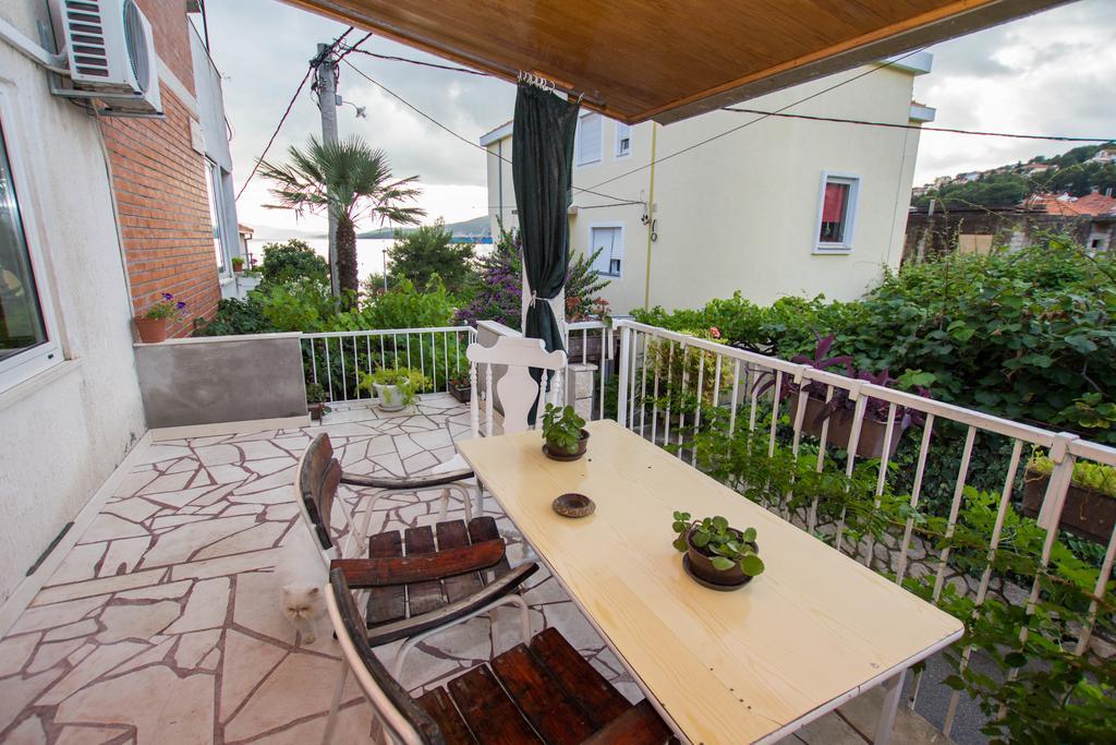 Apartment Cherie Trogir Extérieur photo